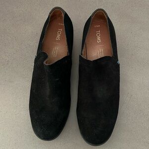 TOMS Shaye Black Suede Bootie Size 8.5